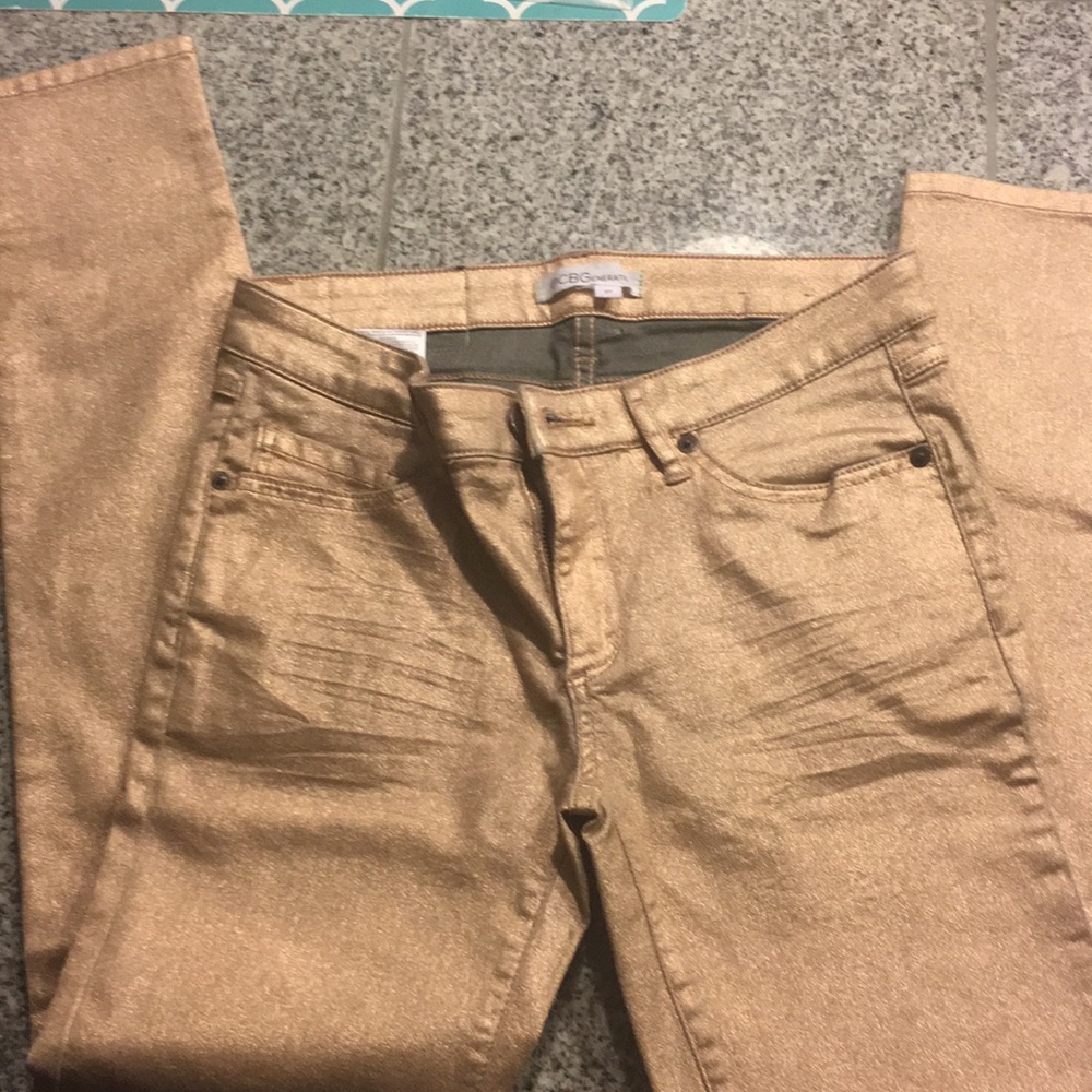 BCBG jeans - Picture 2 of 3